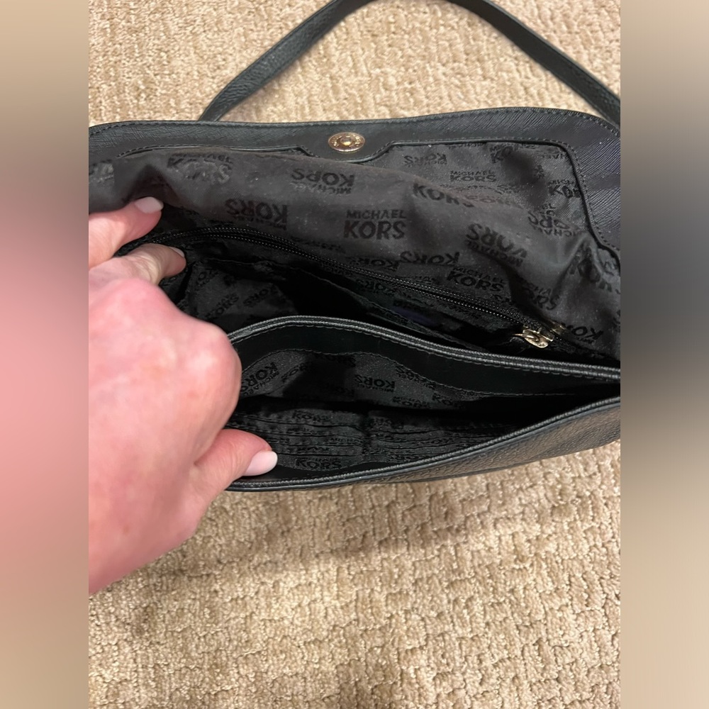 Michael Kors crossbody and shoulder purse black leather - Picture 5 of 8